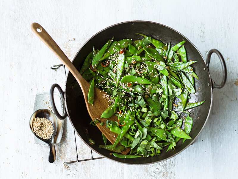 snow peas with ginger and chilli