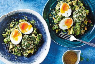 green breakfast salad