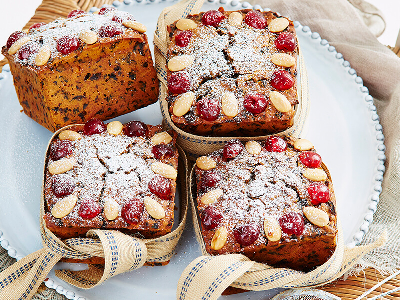 christmas cakes