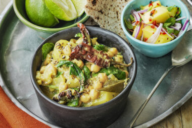 Slow cooked Indian chickpea curry
