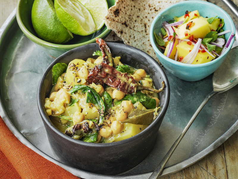 Slow cooked Indian chickpea curry