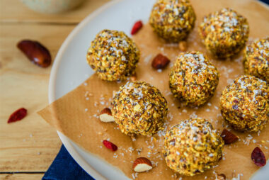 Vegan-energy-balls