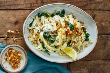 ricotta-lemon-pasta-with-peanut-crunch