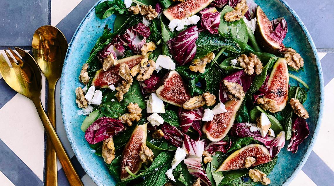 Spinach, radicchio and fig salad